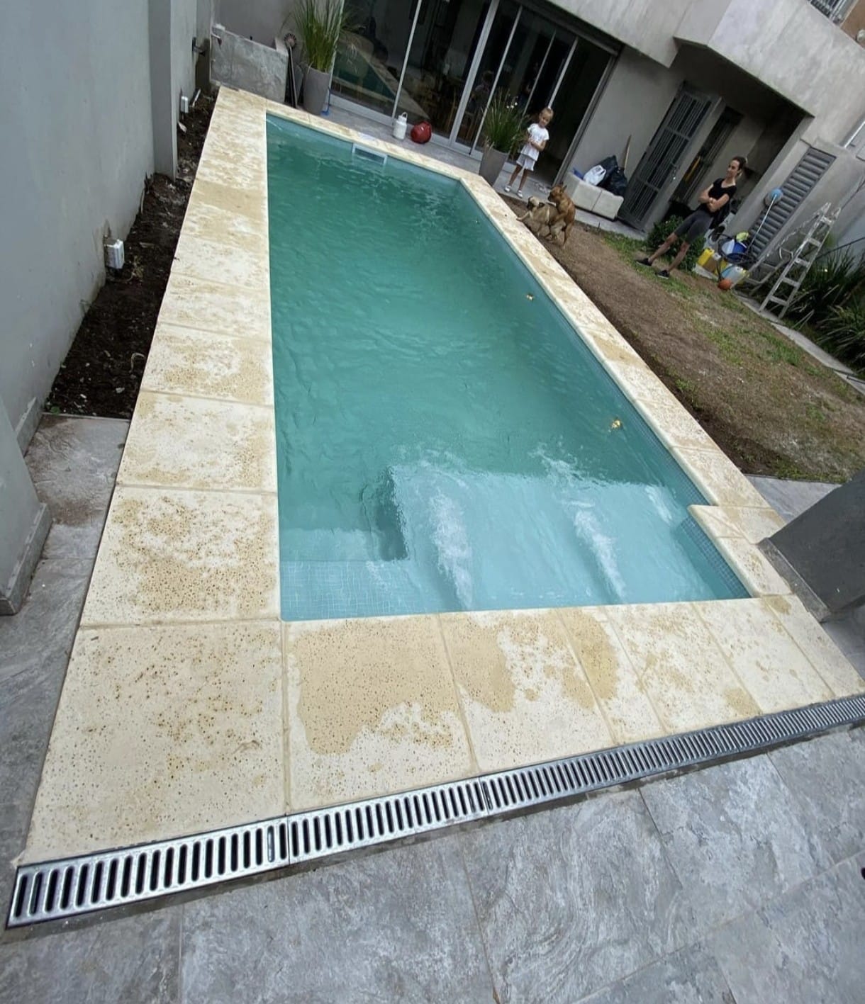 Piscina B2