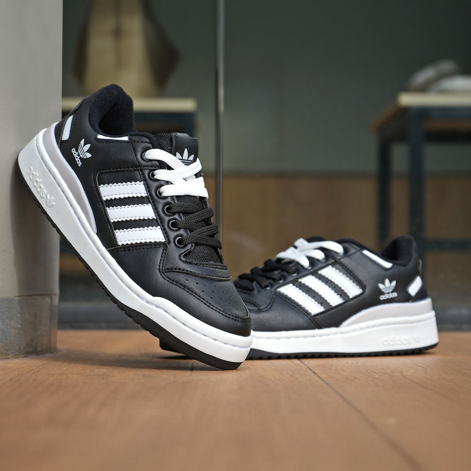 Zapatilla Adidas Negras